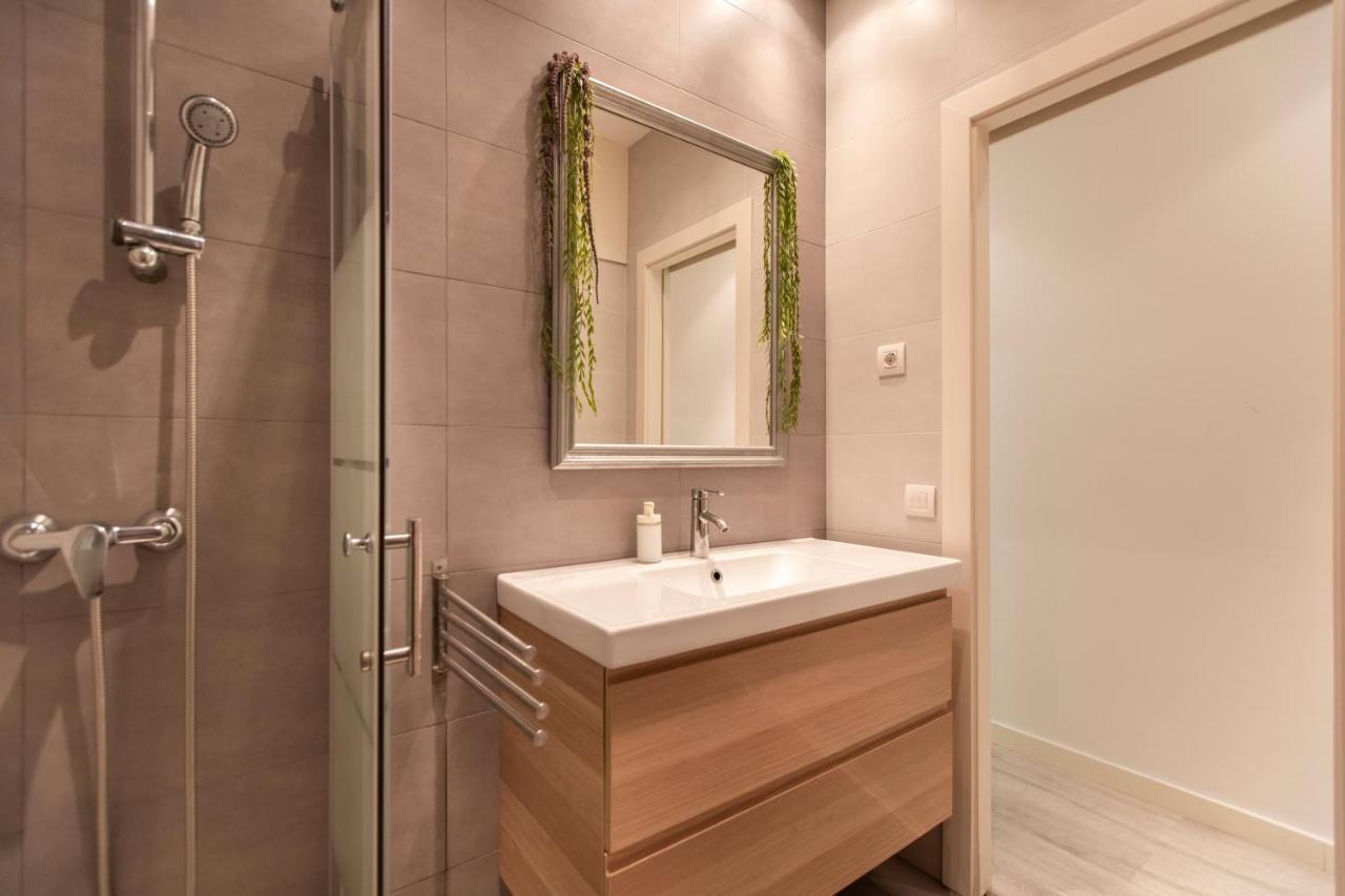 Pere Serafi 2 Bedroom Apartment Barcelona Exterior photo