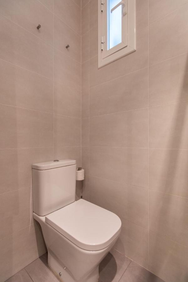 Pere Serafi 2 Bedroom Apartment Barcelona Exterior photo