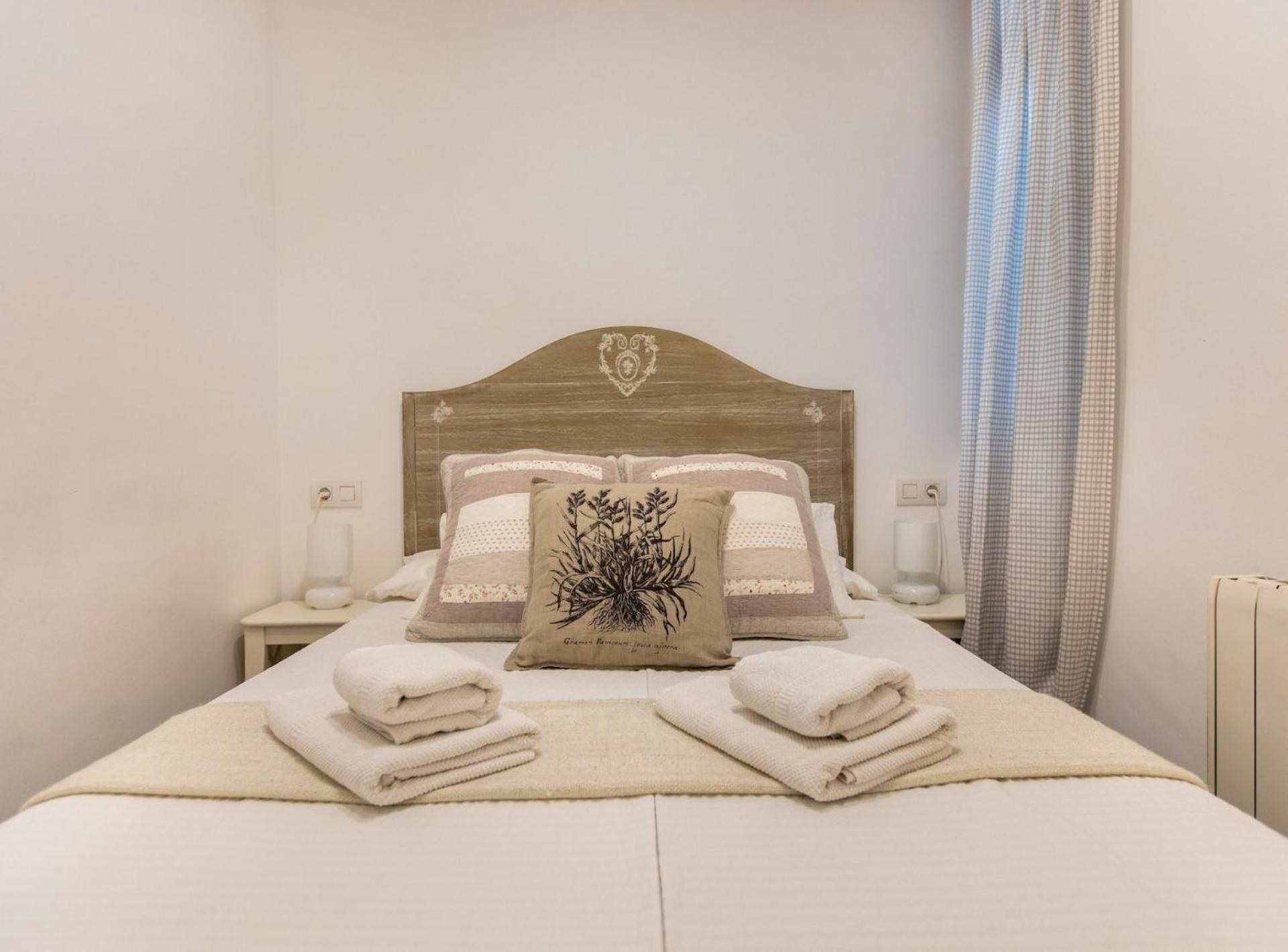 Pere Serafi 2 Bedroom Apartment Barcelona Exterior photo